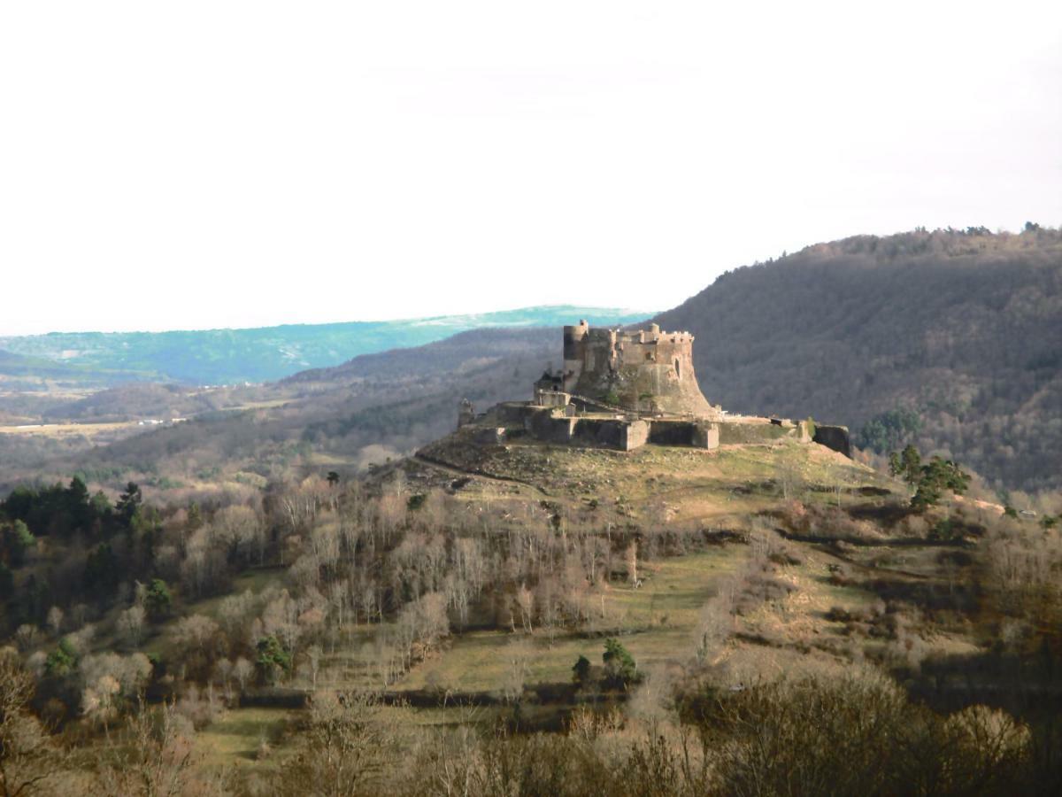 Le Monne Chambon-sur-Lac Exterior foto